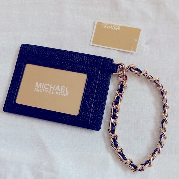 New- Micheal Kors key & card holder with attached chain - Picture 5 of 9